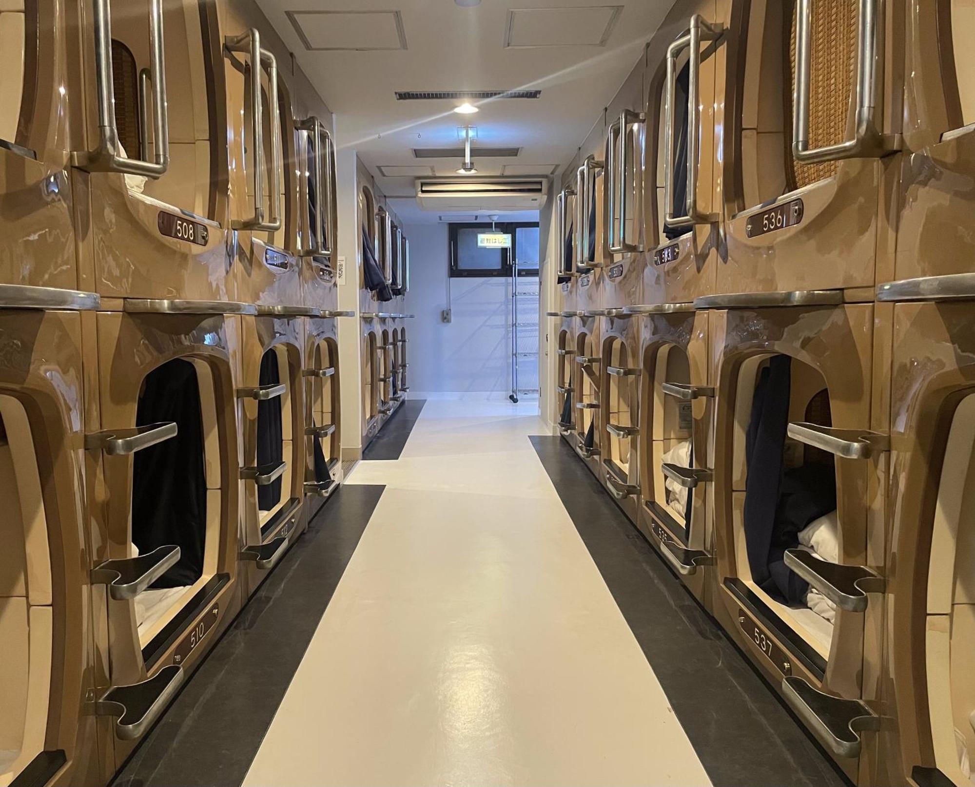Capsule hotel Capsule Kinshicho *